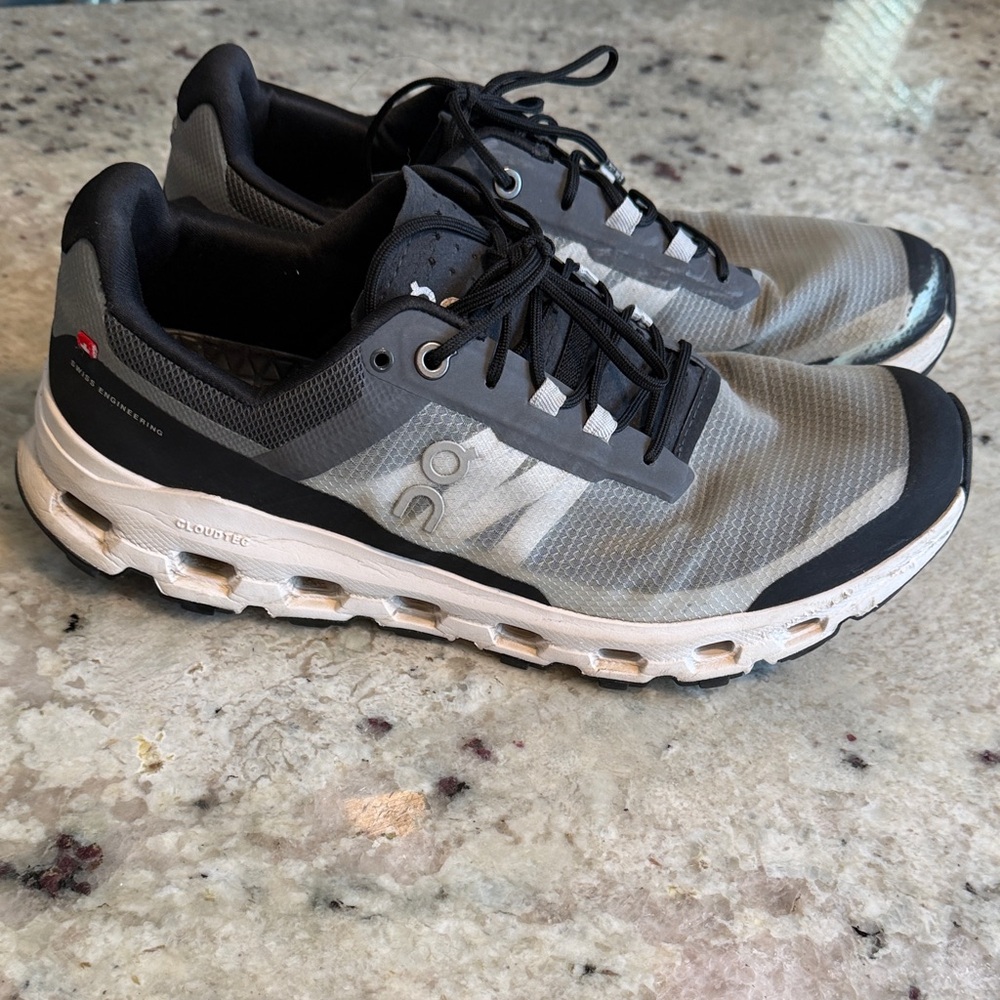 On Running Cloudvista Trail Running Shoe